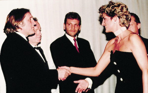Get inspired by Princess Diana love for chokers. Check out her full collection: