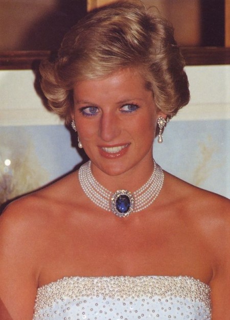 Get inspired by Princess Diana love for chokers. Check out her full collection: