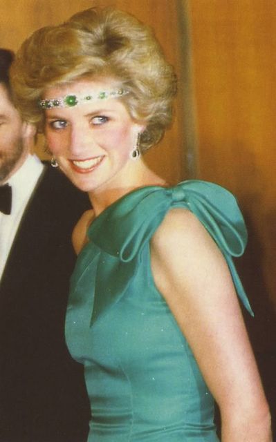 Get inspired by Princess Diana love for chokers. Check out her full collection: